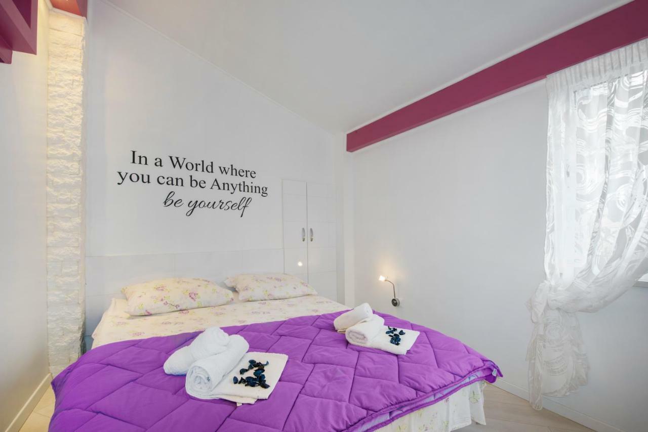 Cute Little In The Old Town Apartamento Split